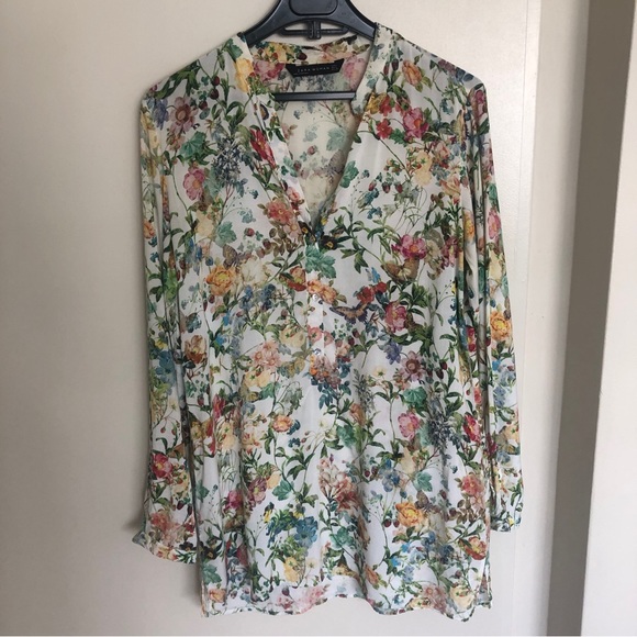 Floral print tunic top. - Picture 3 of 8